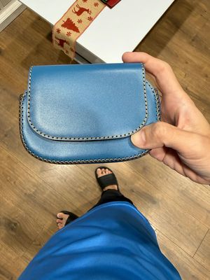 Dắt thằng em hàng xóm đi ngắm ví xuka