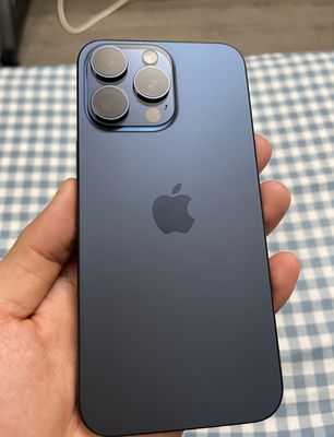 Mình có con 15 Prm 256Gb dư dùng, cần bán anh em nào quan tâm ko ạ? Máy còn nguyên chưa tháo mở,...