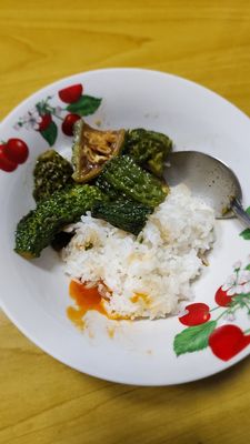 Ai ăn được khổ qua rừng không? Đắng siêu cấp là từ để hình dung. Nhưng nếu bạn ăn được rồi, bạn...