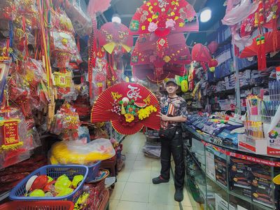 Đang yên đang lành, tự dưng... Tết