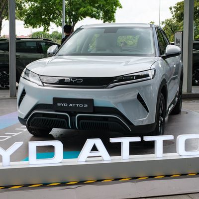 BYD Atto 2 ra mắt thị trường Việt Nam: SUV thuần điện cỡ B, 380km 1 lần sạc, giá 669 triệu đồng