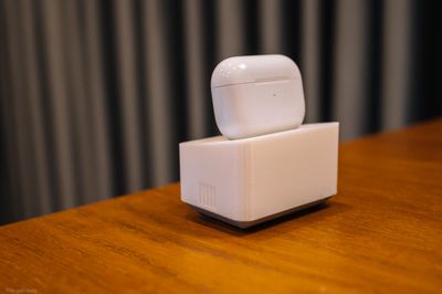 Anh em nào còn dùng Airpods Pro Lightning không hihi...
