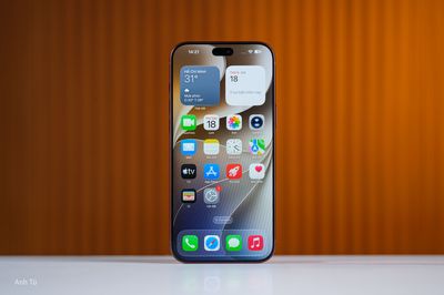 Sếp phần cứng Apple nói thấy ai dán cường lực iPhone là "nổi da gà"