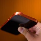 iPhone 17 Pro màu cam sau 1 lần rớt, thôi mua iPhone Air đi anh em