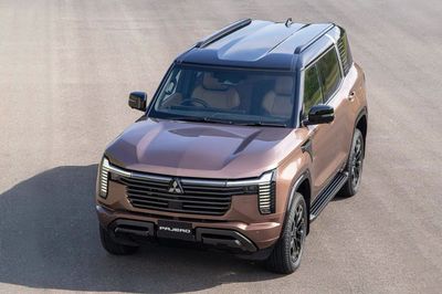 Mitsubishi Pajero chính thức trở lại với thế hệ thứ 5, định vị cao hơn Pajero Sport và dự kiến về...
