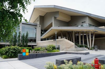 Microsoft mời 60.000 nhân viên nghỉ việc tự nguyện có hỗ trợ tài chính, tránh một đợt sa thải mới