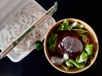 Bữa tối ăn tạm