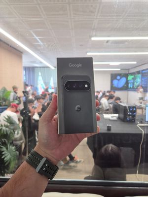 Làm gì với Pixel 11 Pro ta. Lâu rồi không có cảm hứng gì với điện thoại Google nữa