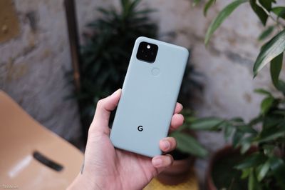 Điện thoại Pixel dùng Snapdragon có thể mạnh hơn, nhưng chưa chắc là lựa chọn tốt cho Google