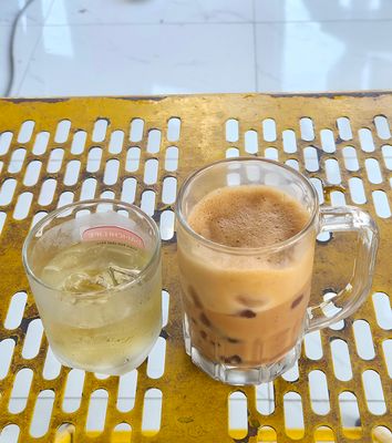 Cà phê thôi anh em☕