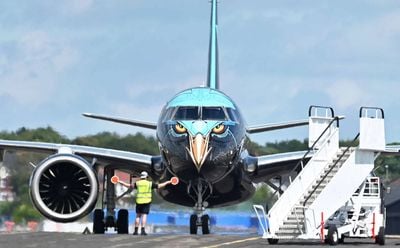 8469315-cover-embraer[1].jpg