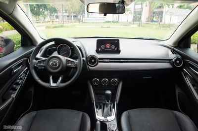 Mazda2 2019_Xe.tinhte.vn-8284.jpg