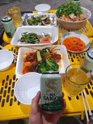 Tết mà