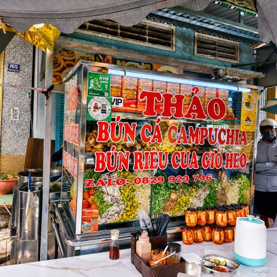 Mời mọi người thưởng thức Bún Cá Campuchia...