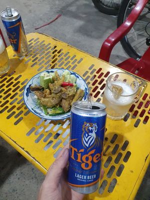 Gà vườn kho sả nghệ