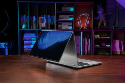 Máy Tính Lenovo Năm 2025: Hiện Đại Hóa, Đa Dạng Và Hướng Đến Tương Lai