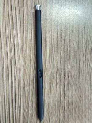 Spen rớt mất cái nút rồi làm sao đây các bác