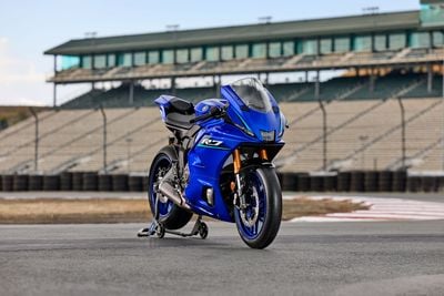 yamaha-r7-43.jpg