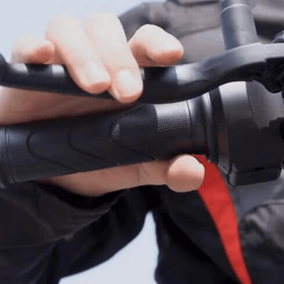 Hướng dẫn chi tiết 5 bước thay dây ga xe máy điện đơn giản