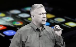 Phil Schiller: Người cuối cùng của thế hệ Steve Jobs, làm 80 tiếng một tuần để bảo vệ App Store