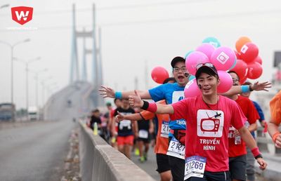 hcm-marathon-2018-ve-di-nhat-thuoc-khoi-tay-runner-viet-nam9.jpg