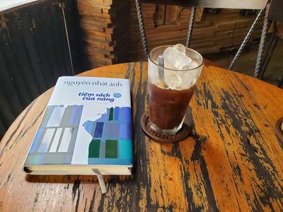 Mời Anh, chị, em và các lão lão ly cà phê góc quán quen cũ nha...!!!