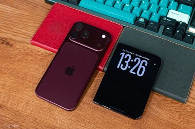 249g - 254g cho một chiếc điện thoại, đó là cảm giác cánh tay trĩu hẳn xuống. Là buổi sáng thức...