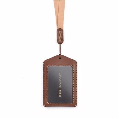 Trunks đã mua. Mua đựng thẻ nhân viên