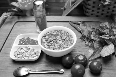 Tiết canh vịt của Việt Nam lọt top 50 món vịt ngon nhất thế giới