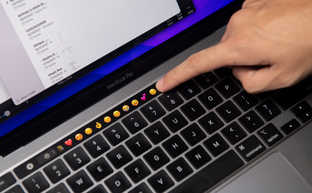 Những sai lầm của Apple từ trước tới nay: 3D touch, bàn phím cánh bướm,...