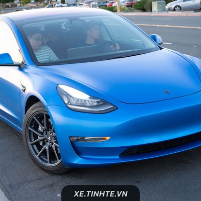 [Clip] Trải nghiệm Tesla Model 3 - Cảm giác lái hay, nhưng vô hồn