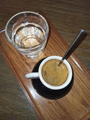 Giờ mới cà phê sáng :D