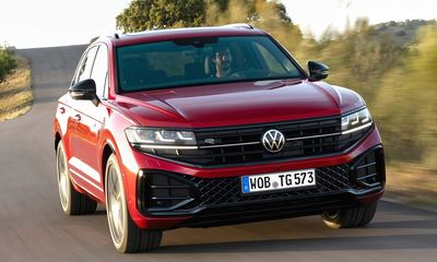 volkswagen-touareg-r-line-2023-7681-8603-1685085028.jpg