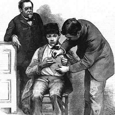 Người đầu tiên được tiêm vaccine dại