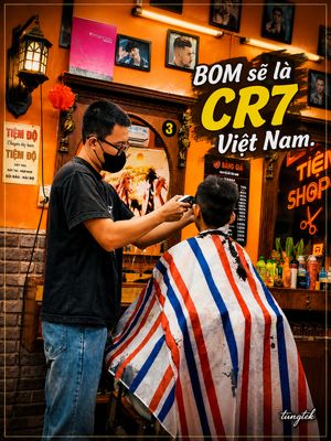 Tóc tai xong gồi....ra quán hò hét với  nào mọi người.