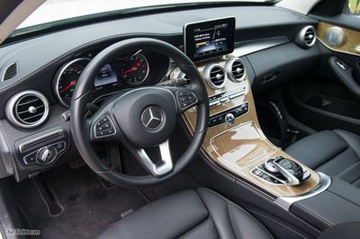 Mercedes_C250 Exclusive_Xe.tinhte.vn-7254.jpg