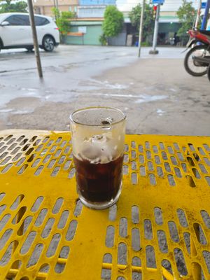 Có những chiều thành phố mưa bay.