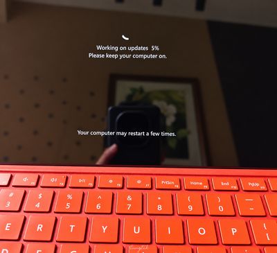 Hợp đồng dưới 1 tỷ...củ thể là 10Tr đang chờ em Windows Update...