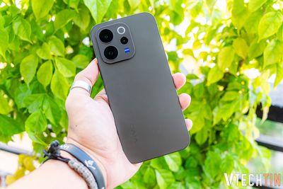 20tr em này thì tạm chấp nhận được, gần như ai ra sản phẩm mới hiện tại...