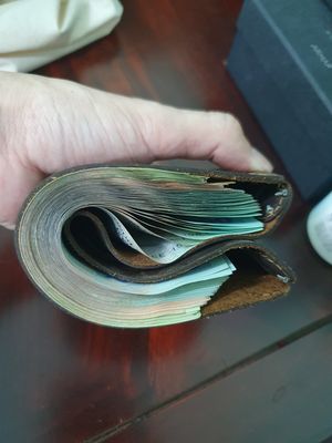 Vụ án 300k có lẽ mãi là vụ bom hàng kì lạ nhất thế giới, không nhận hàng mà nói trả tiền