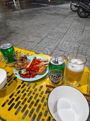 Trời lạnh ăn sườn nướng muối ớt.