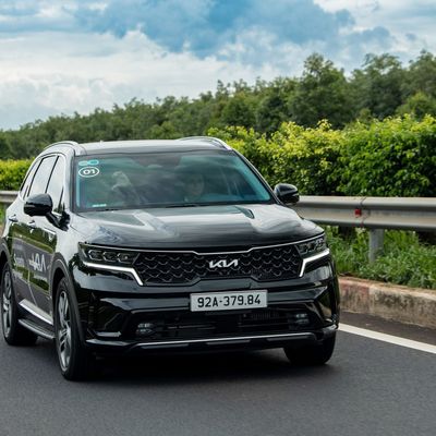 Trải nghiệm nhanh Kia Sorento Plug-In Hybrid: Bỏ nhiều tiền hơn cho những trải nghiệm tốt hơn