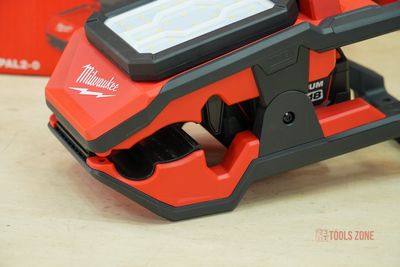 toolszone-milwaukee-pal2-2358-4.jpeg