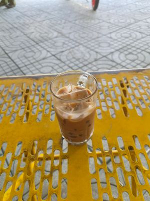 Vào việc