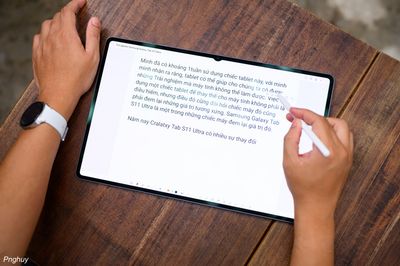 tablet bây giờ mà không có bàn phím thì khó dùng thiệt...