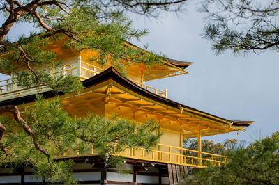 Nhật bản và Mỹ siết chặt thuế hàng hóa hiá trị thấp