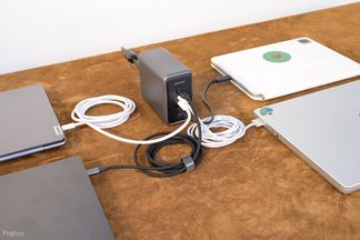 Trên tay bộ sạc 5 cổng Ugreen Nexode 300W USB-C GaN: sạc được tối đa 4 chiếc laptop