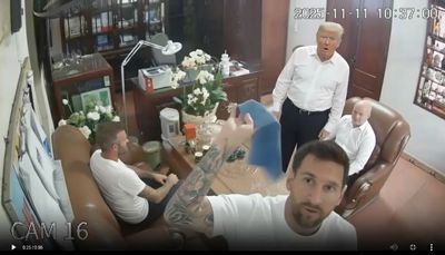 Đu chen. Nhưng cẩn thận ko méc xi nó lại kiện mình vì phát tán hình ảnh riêng tư..