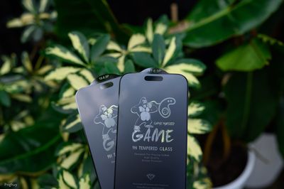 Dán miếng dán matte chống nhìn trộm, chống bám vân tay mua trên Shopee 80k cho iPhone 18 Pro Max:...