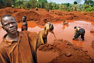 Chính quyền CHDC Congo cáo buộc Apple khai thác trái phép đất hiếm trên lãnh thổ của họ